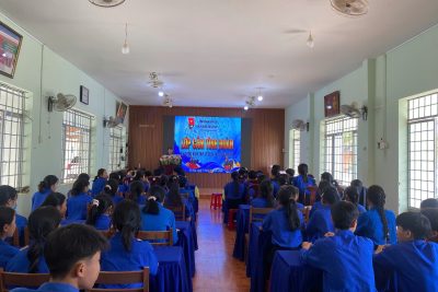 THÁNG 3 RỰC LỬA: NGÀY HỘI “THIẾU NHI VUI KHỎE – TIẾN BƯỚC LÊN ĐOÀN”